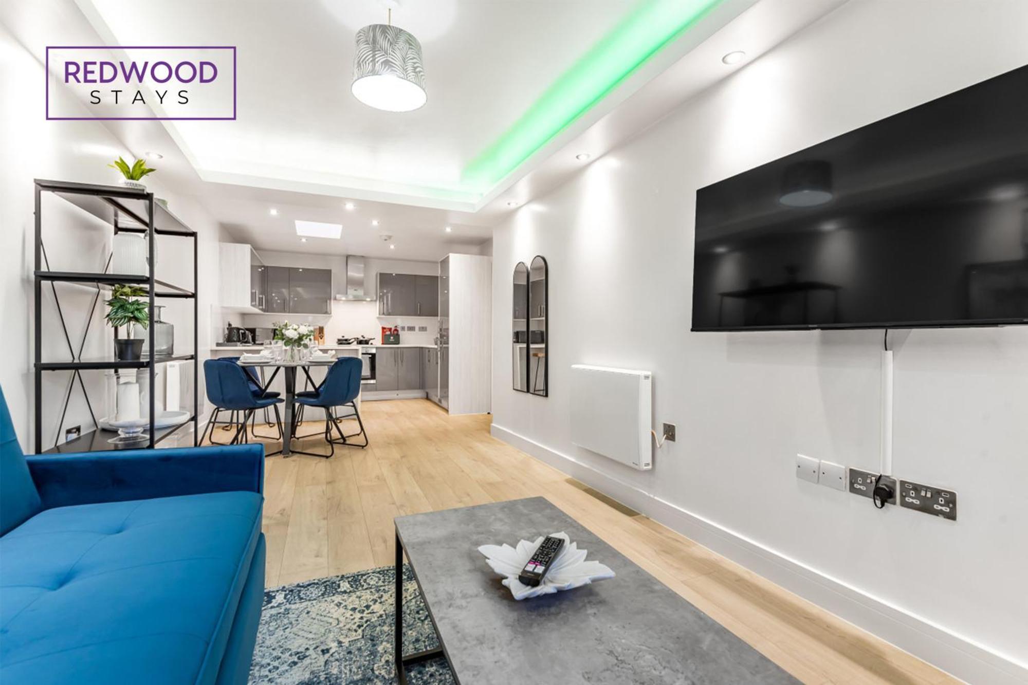 1 Bed 1 Bath Town Center Apartments For Corporates & Contractors, Wifi, Netflix And Parking On Selected Units By Redwood Stays อัลเดอร์ช็อต ภายนอก รูปภาพ