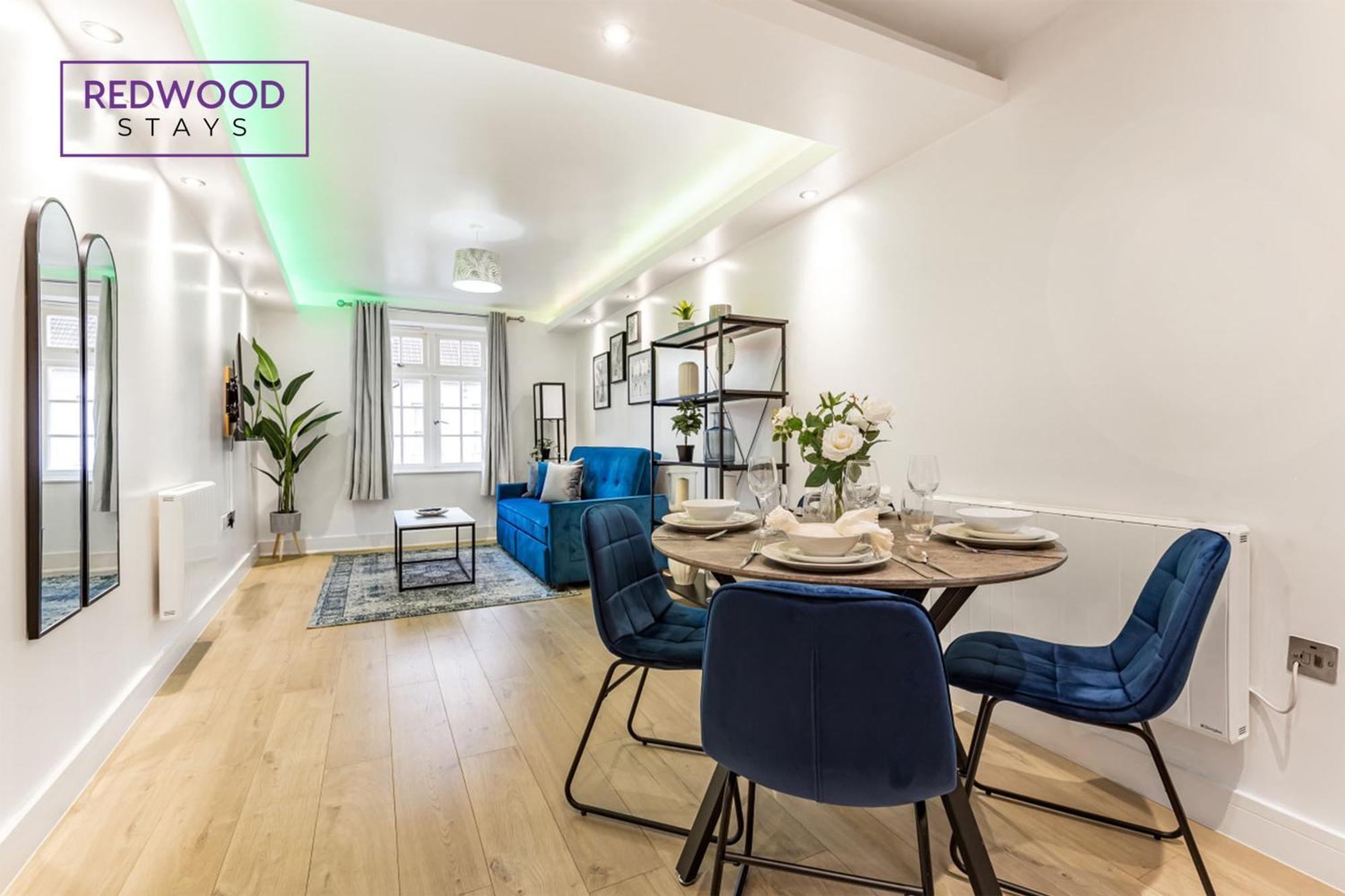 1 Bed 1 Bath Town Center Apartments For Corporates & Contractors, Wifi, Netflix And Parking On Selected Units By Redwood Stays อัลเดอร์ช็อต ภายนอก รูปภาพ