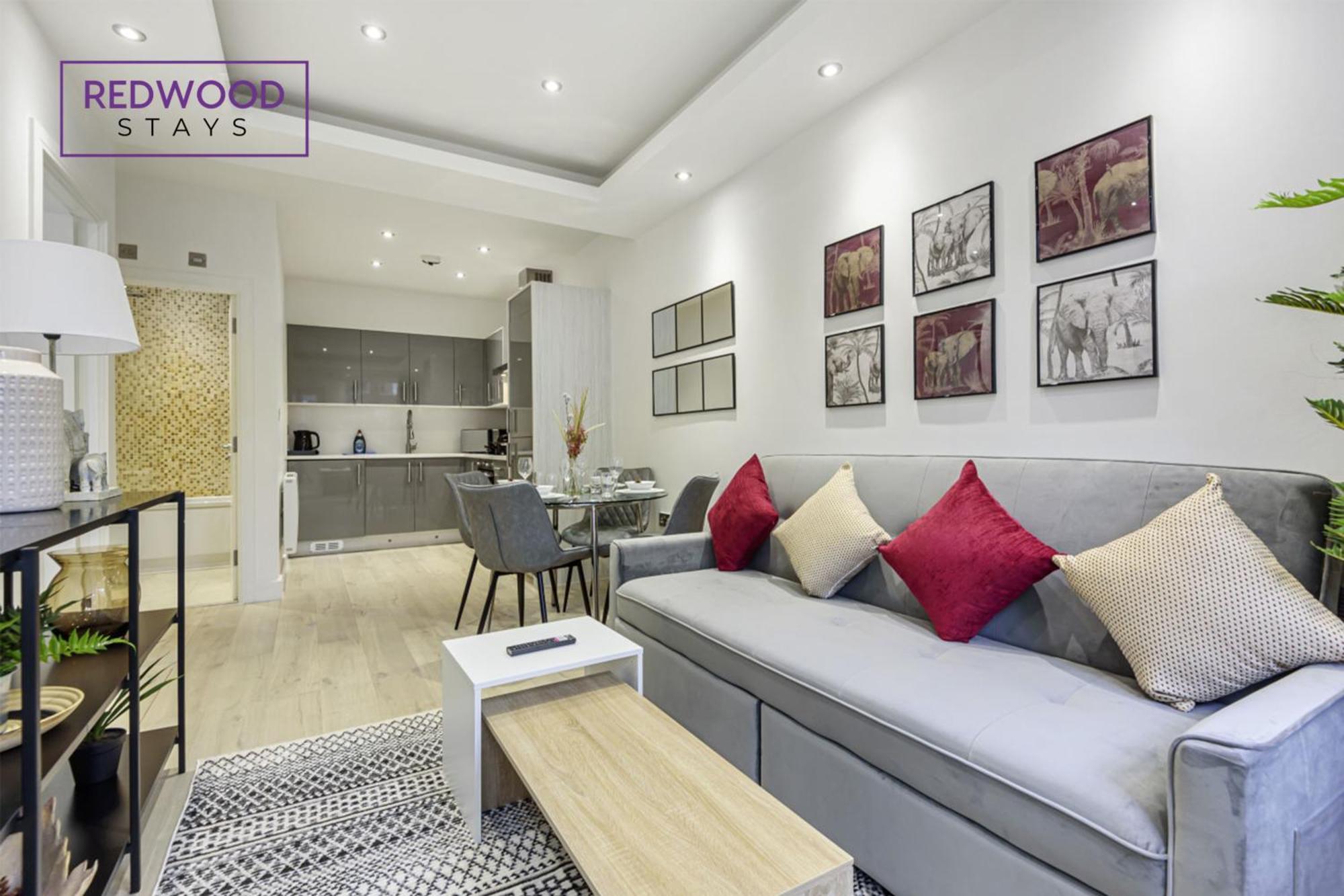 1 Bed 1 Bath Town Center Apartments For Corporates & Contractors, Wifi, Netflix And Parking On Selected Units By Redwood Stays อัลเดอร์ช็อต ภายนอก รูปภาพ