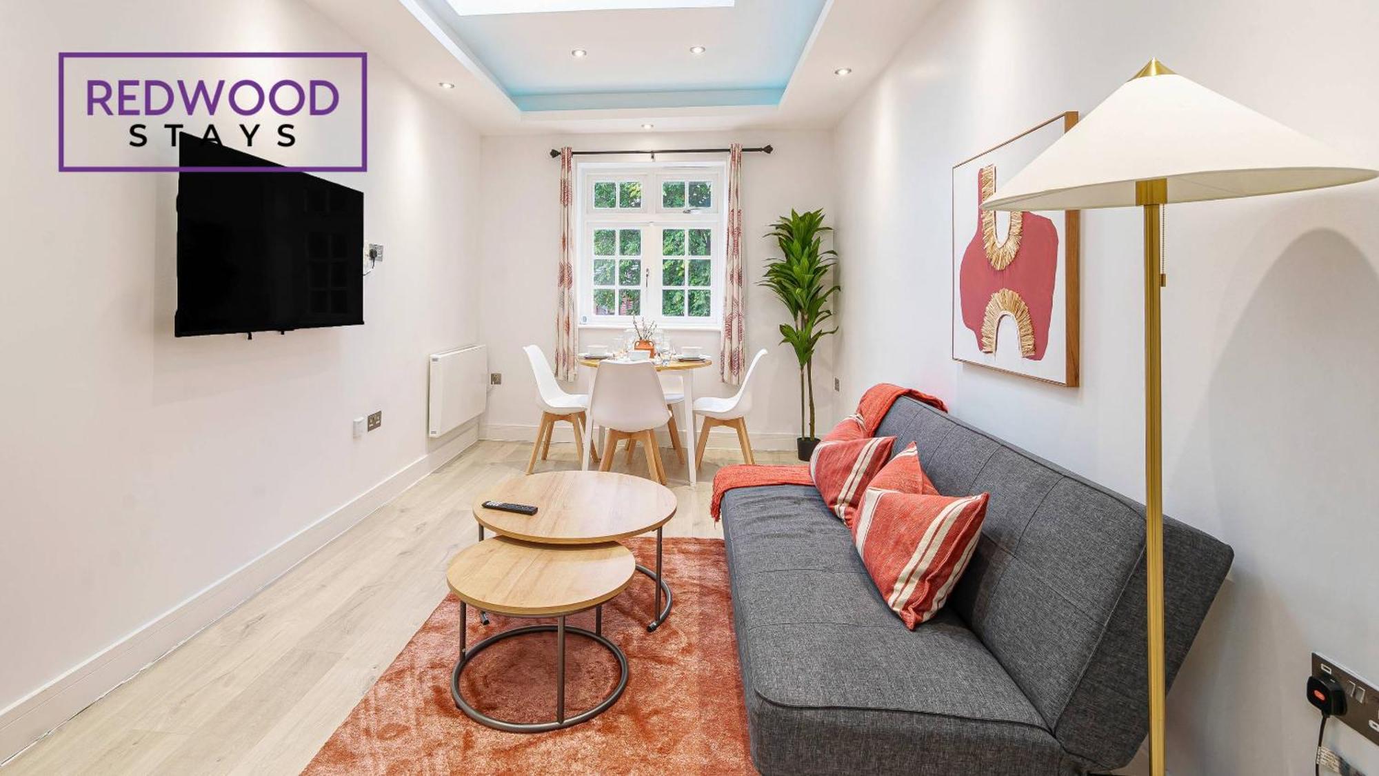 1 Bed 1 Bath Town Center Apartments For Corporates & Contractors, Wifi, Netflix And Parking On Selected Units By Redwood Stays อัลเดอร์ช็อต ภายนอก รูปภาพ